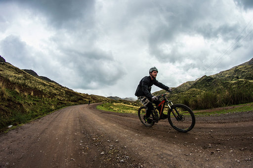 Mountain biker cusco peru