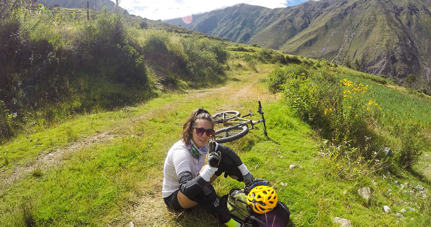 Gravity assisted online mountain biking